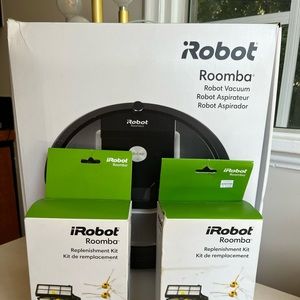 Roomba 960 new!+2 replacement kit